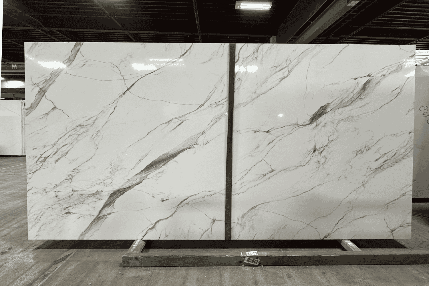 Calacatta Phoenix